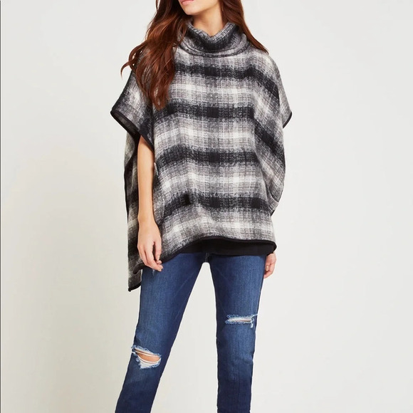 BCBGeneration Plaid Poncho - Picture 1 of 5